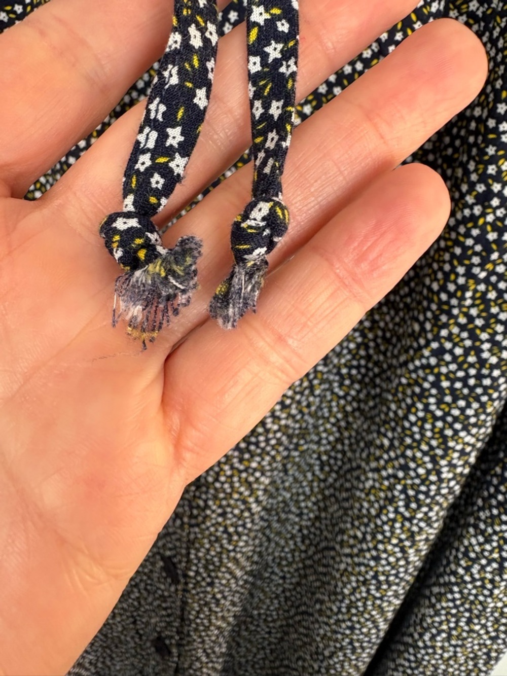 Vintage 90s Navy Blue Midi Skirt w/ White Flower Print 2X elastic waist modest - Picture 9 of 11